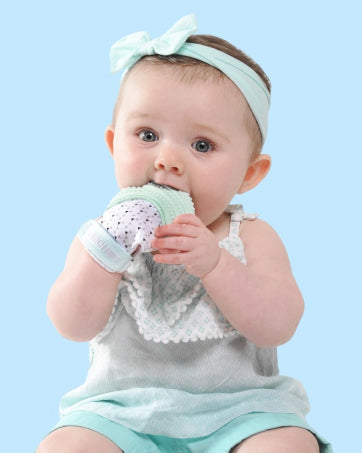 Teething Munch Mitt - Green Triangle