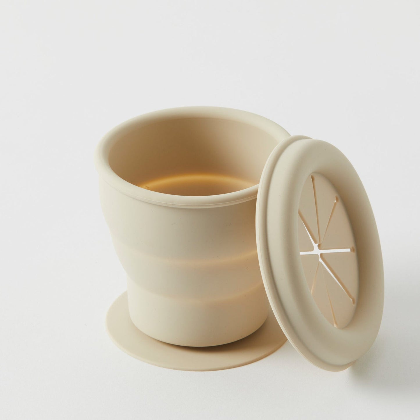 Henny Collapsible Snack Cup - Almond