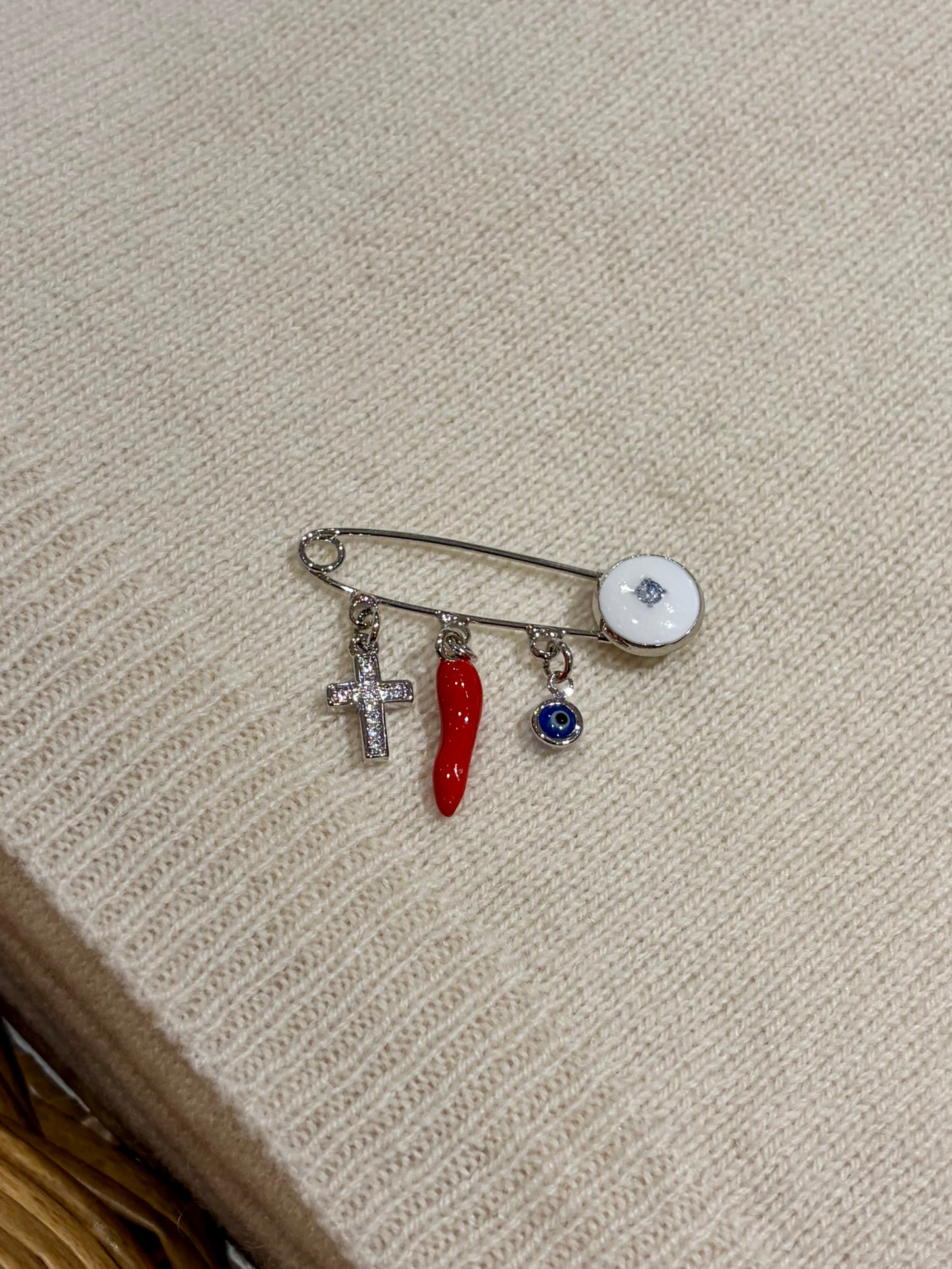 Baby Protection Cornicello Silver Cross Pin