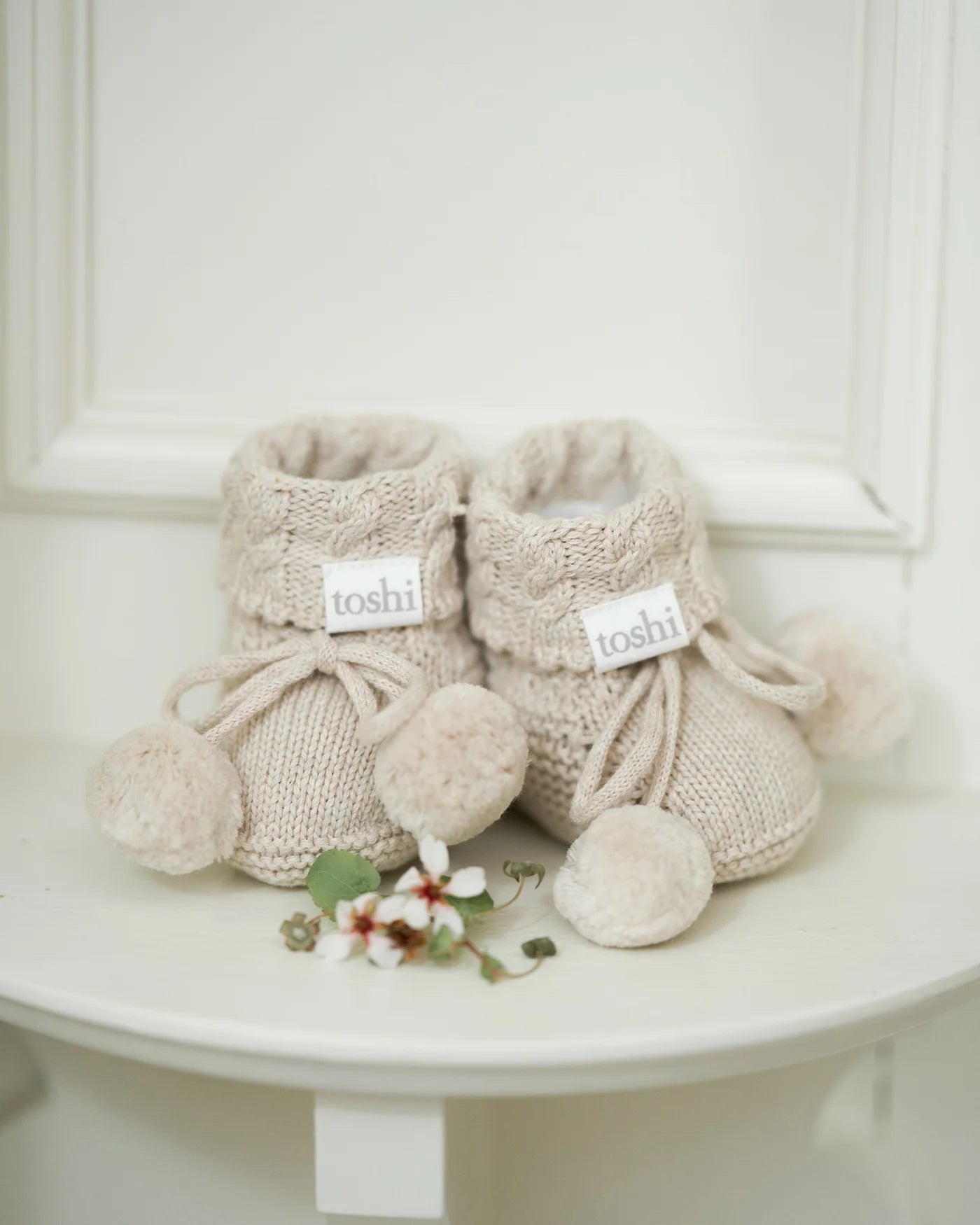 Organic Booties Yummy - Oatmeal