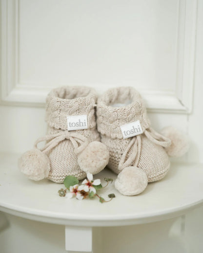 Organic Booties Yummy - Oatmeal