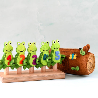 Five Little Speckled Frogs & Log Bag Finger Puppet Set